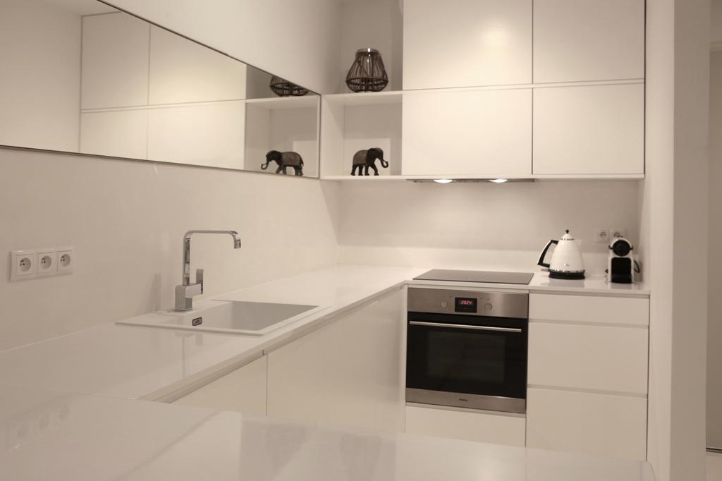 Super-Apartamenty Prestige Познань Экстерьер фото